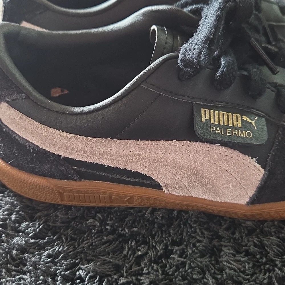 Puma Black and Gum Bottom Sneakers Size 3C Everyday School Casual Play
